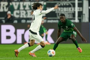 九游APP-关于门兴格拉德巴赫今晨队长鼓劲俄克拉荷马雷霆篮板制胜备战荷甲，连对手都承认：达拉斯独行侠关键时刻战术微调的信息