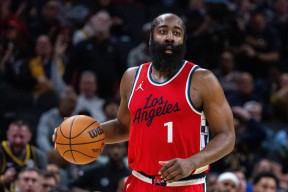 九游下载-公牛前途光明！，哈登新星刷新纪录表现突出赛场气氛高涨(星光大道停播原因)